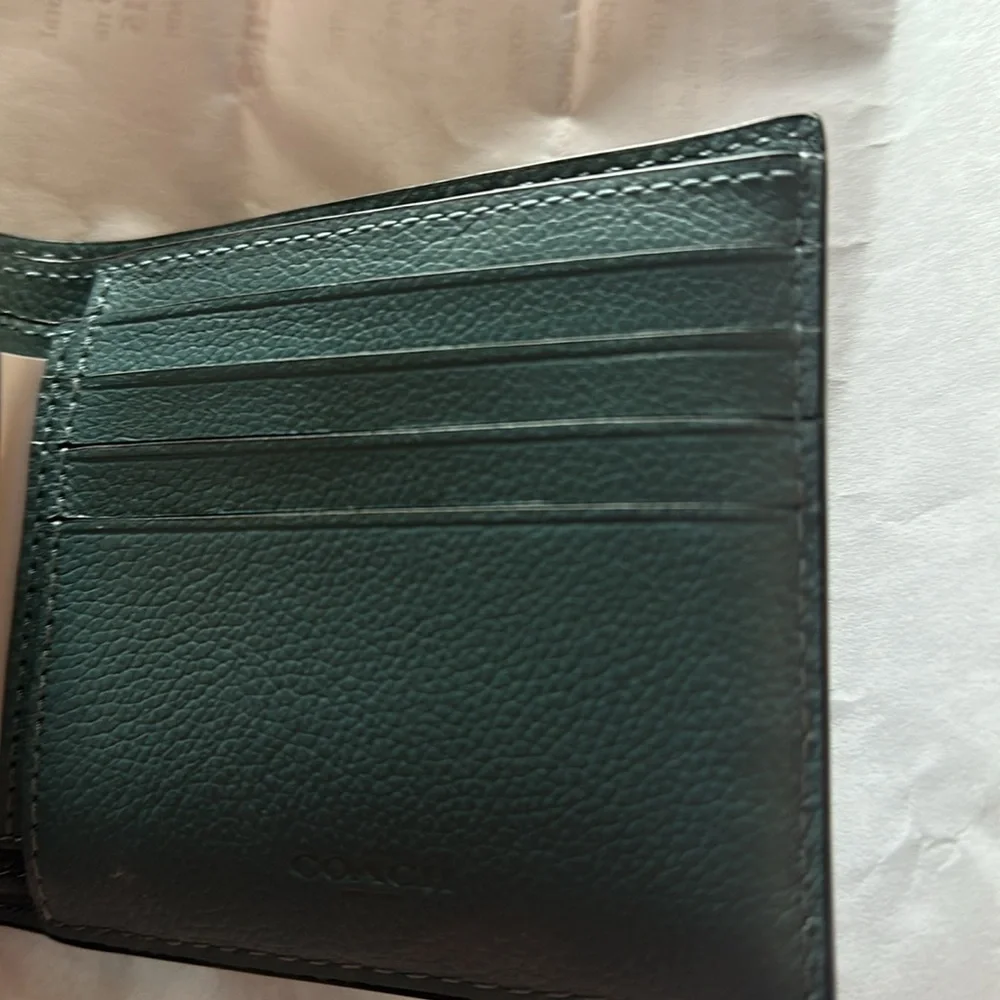 Coach Navy and Blue Leather men’s Tri fold wallet brand new
